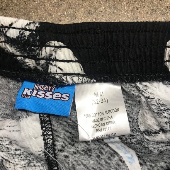 🆕 Mens Hershey Kiss Boxers w/mini giftbag included #Father’s Day - Picture 4 of 5